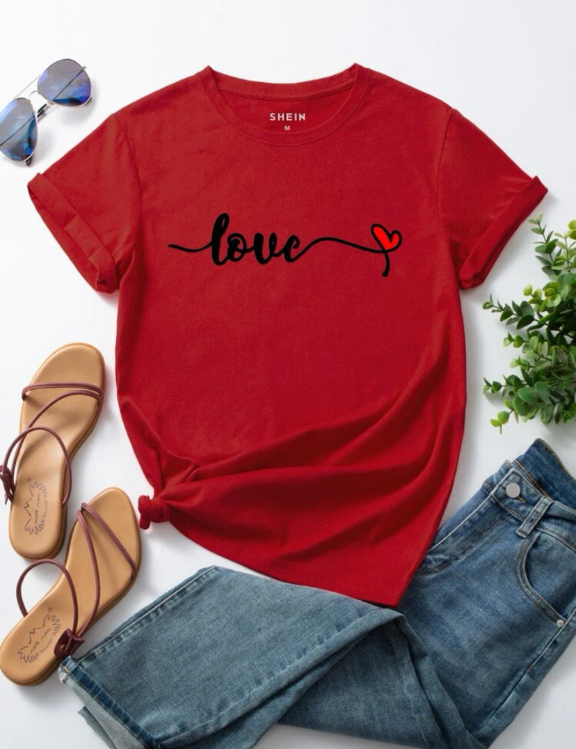 Camiseta letra LOVE